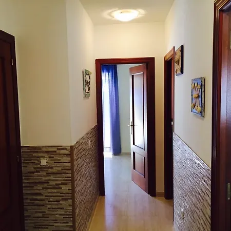 Holiday home Duna's House *